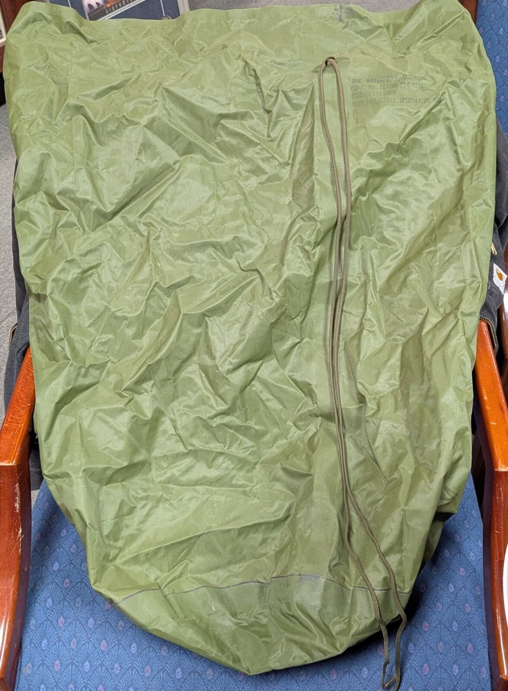 US Army Waterproof Clothing Bag