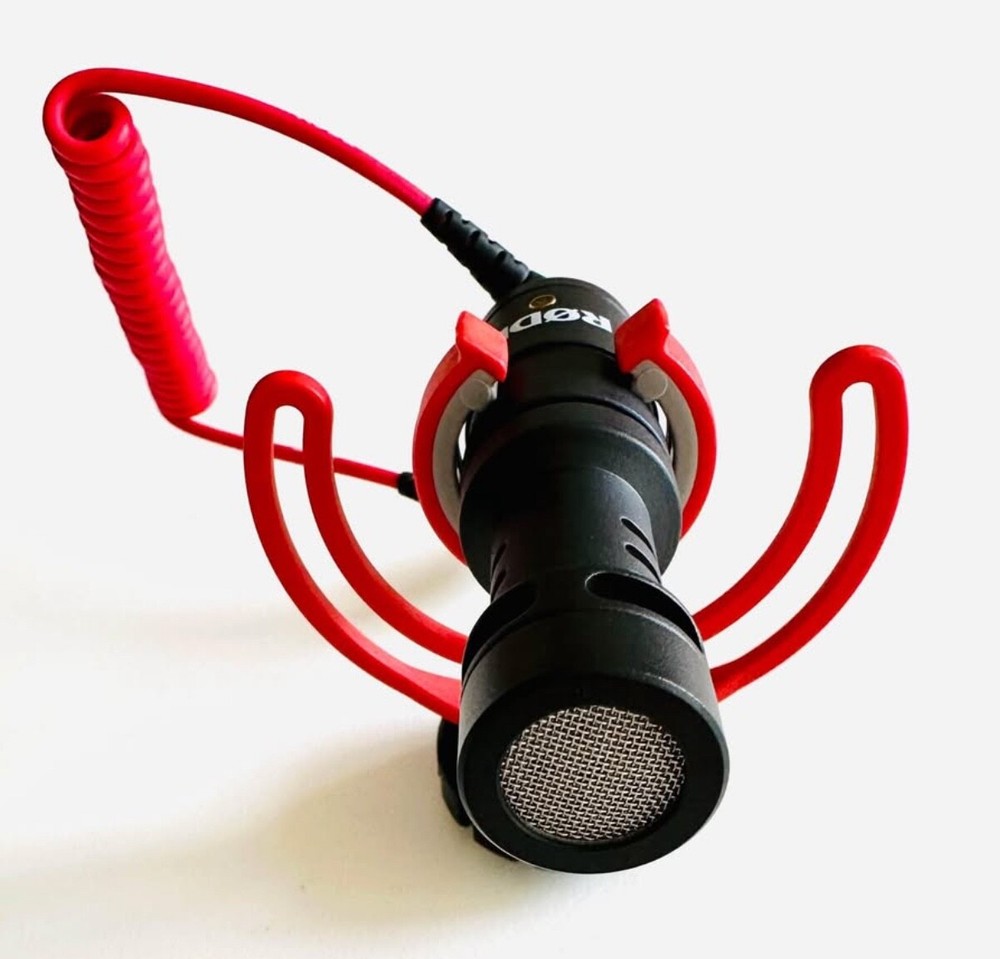 RODE VideoMicro Rycote Lyre Shock Mount + RODE WS9 Wind Shield