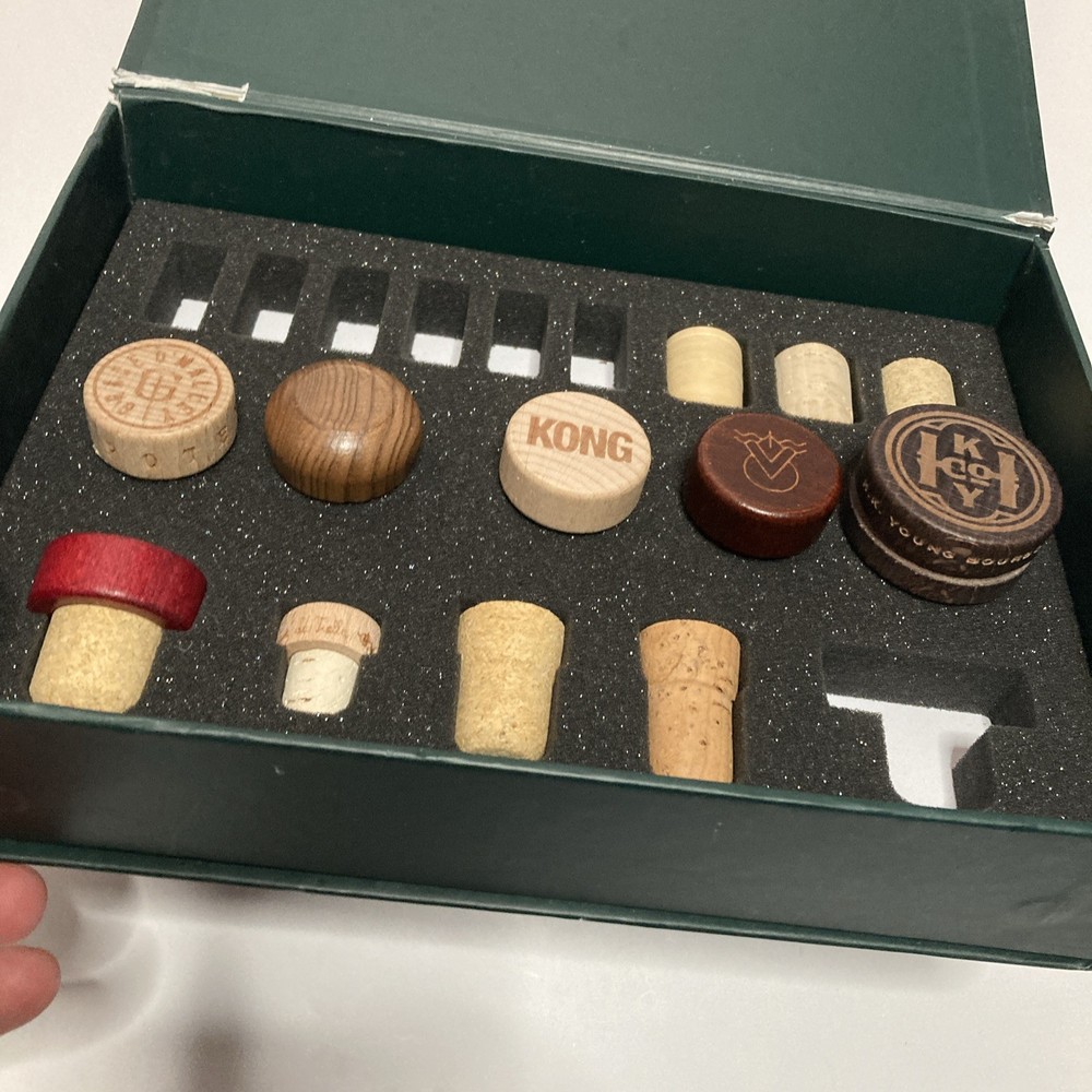 JGR Caps Assorted Wine Corks (12 Pack)