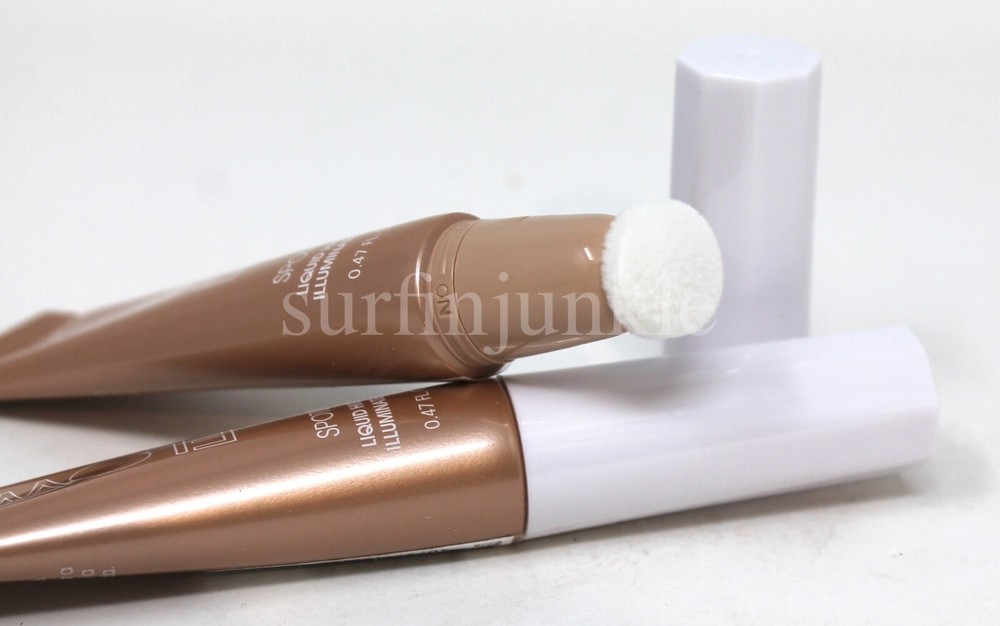 Flower Beauty Spotlight Liquid Highlighter Light Wand Opal