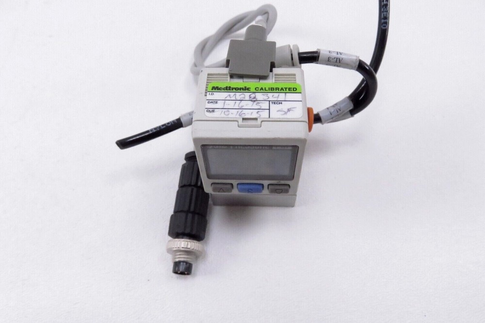 SMC ISE30A-C4L-N-P Pressure Switch