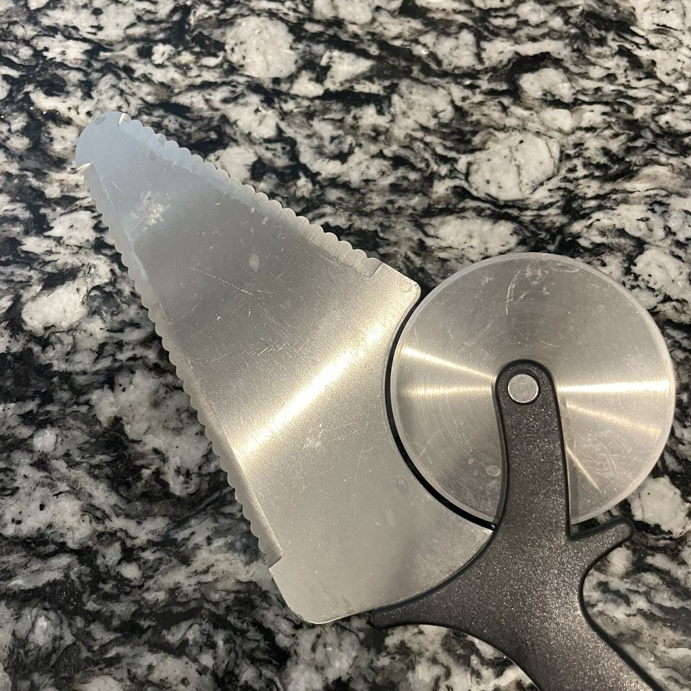 NuWave Pro Supreme Pizza Silicon Liner & Cutter/Server