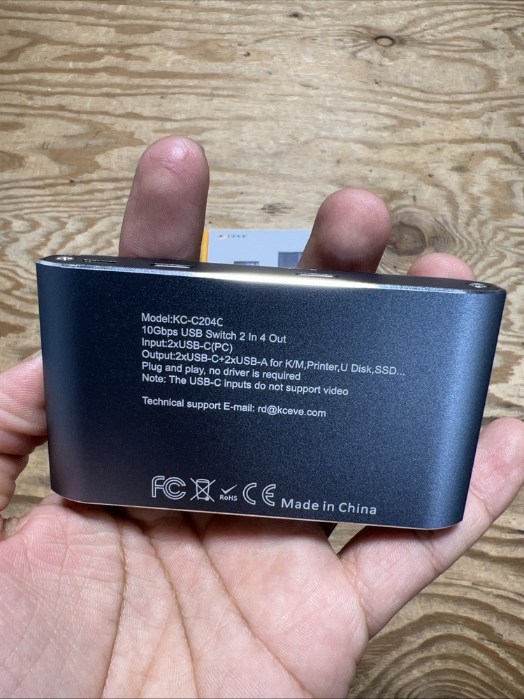 10Gbps USB C Switch 2 Laptops 2 in 4 Out USB 3.2 Switcher 2 Computers Share K...