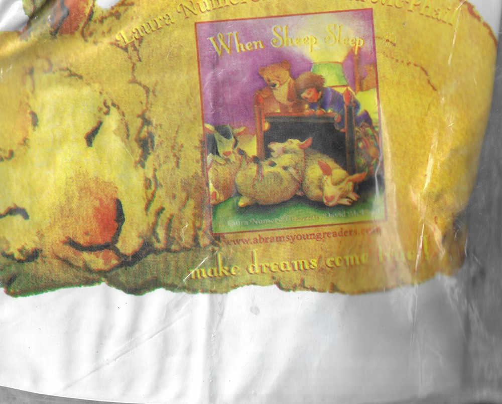 Make Dreams Come True Laura Numeroff & David McPhail Inflatable Pillow