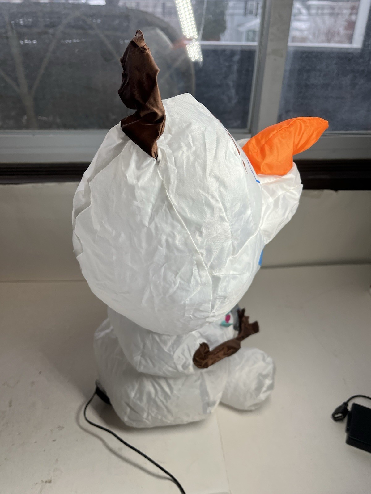 Gemmy Disney Magic Holiday Olaf Frozen Airdorable Airblown Inflatable Tabletop