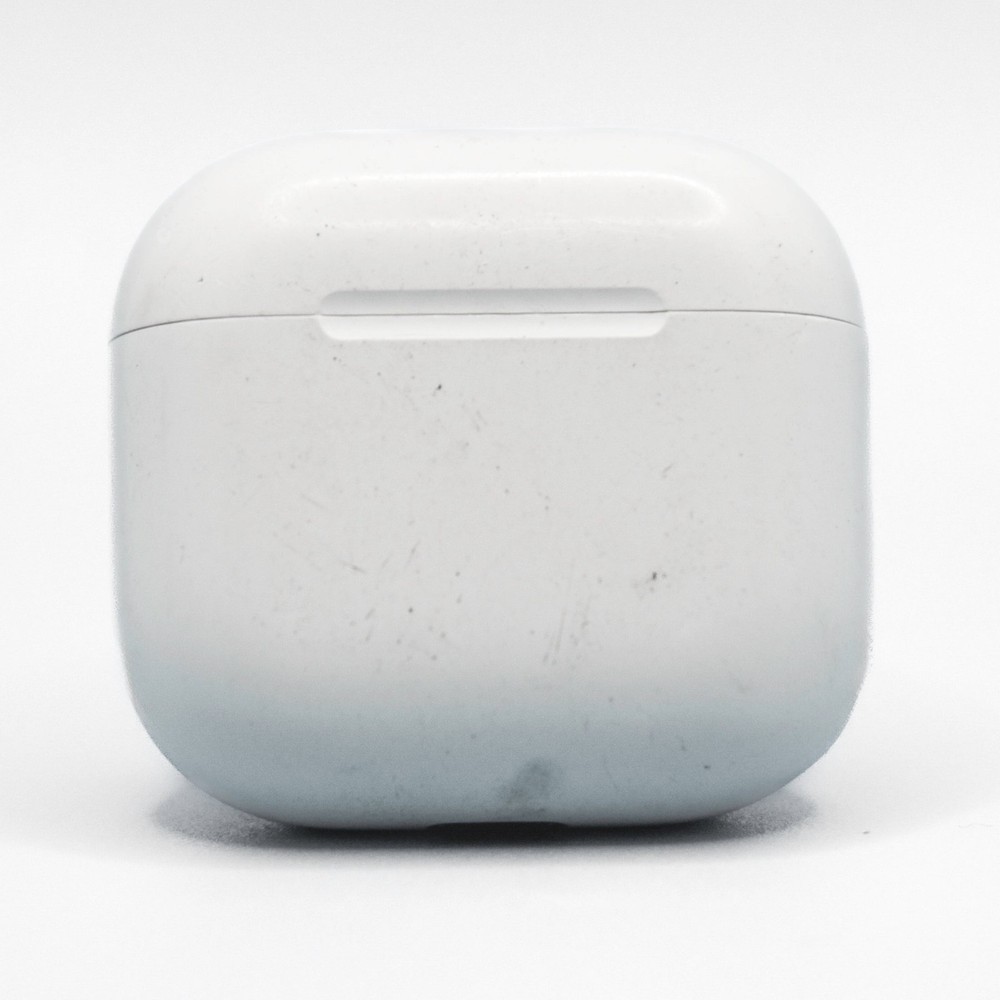 Apple AirPods 4 Replacement Charging Case - Well Loved
