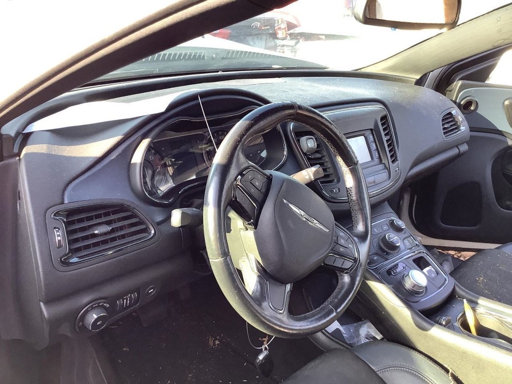 200 2015 Glove Box 4729175