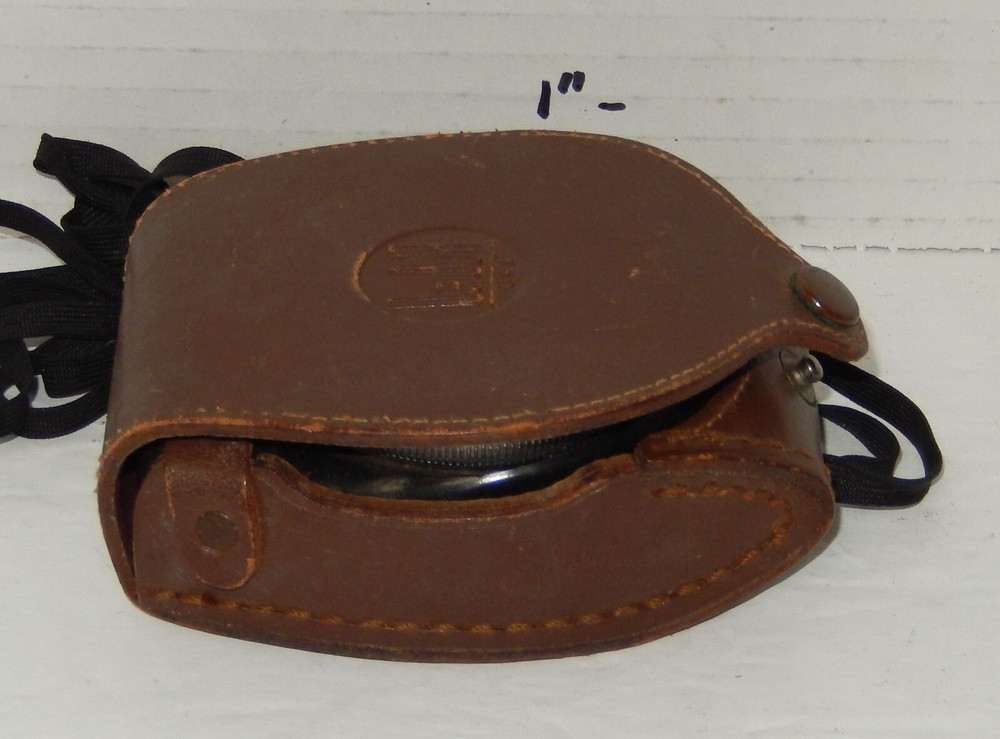 DeJur-Amsco Vintage Light Meter Bakelite & Case Camera Model 40