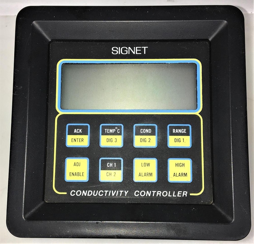 Signet MK811A-3 Conductivity Controller with Sensor