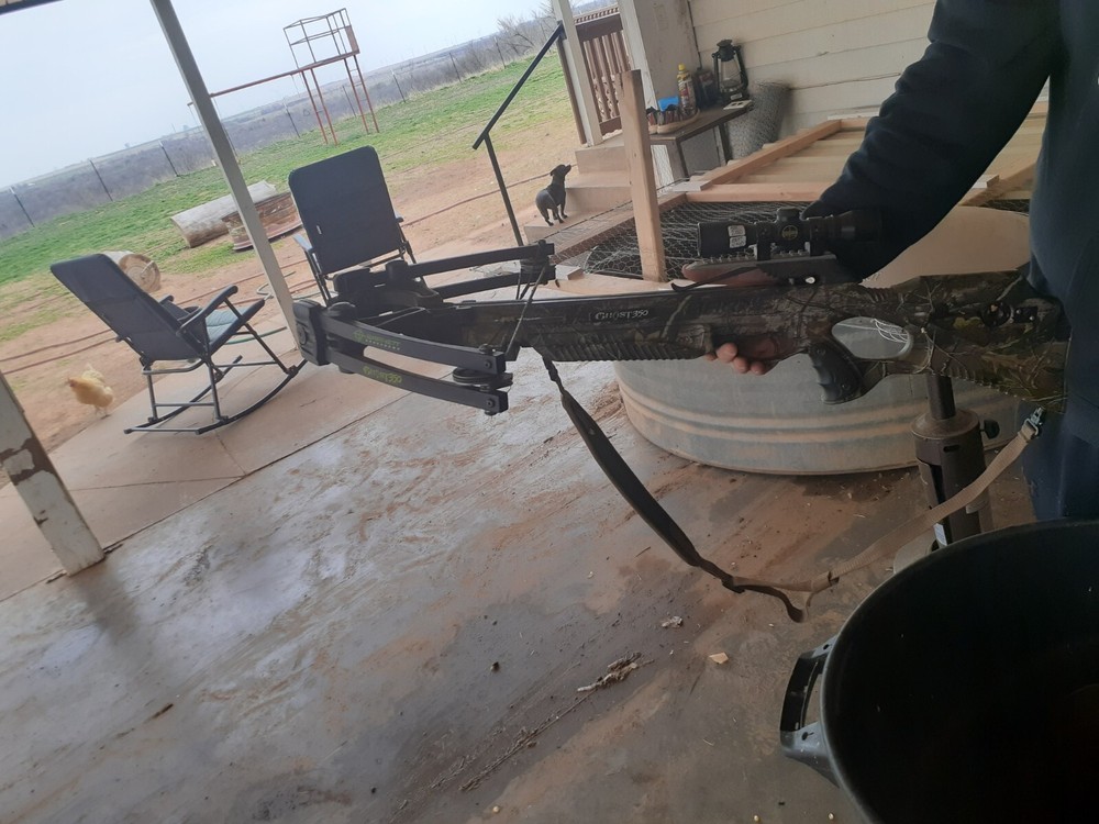 Barnett ghost 360 crossbow with Accessories