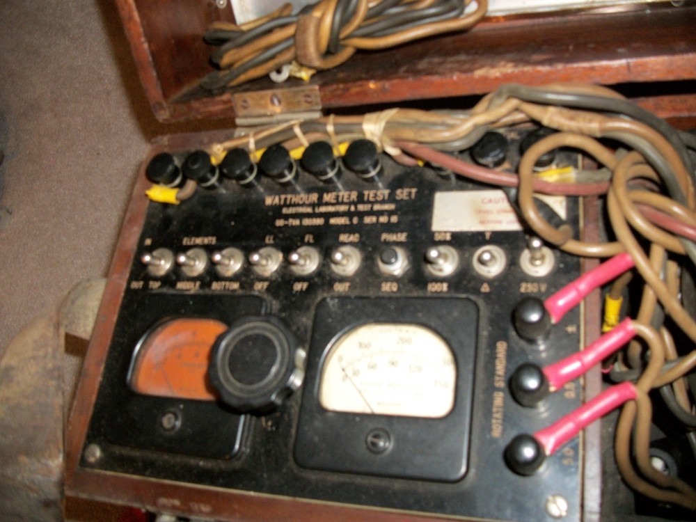 WATTHOUR METER TEST SET MODEL C IN WOODEN CASE