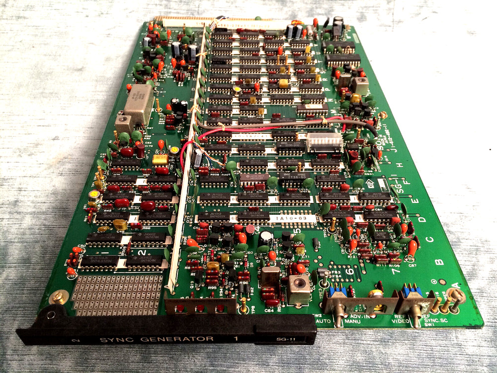 SONY BVT-2000 TIME BASE CORRECTOR CIRCUIT BOARD #2 SYNC GENERATOR 1, ( SG-11 )