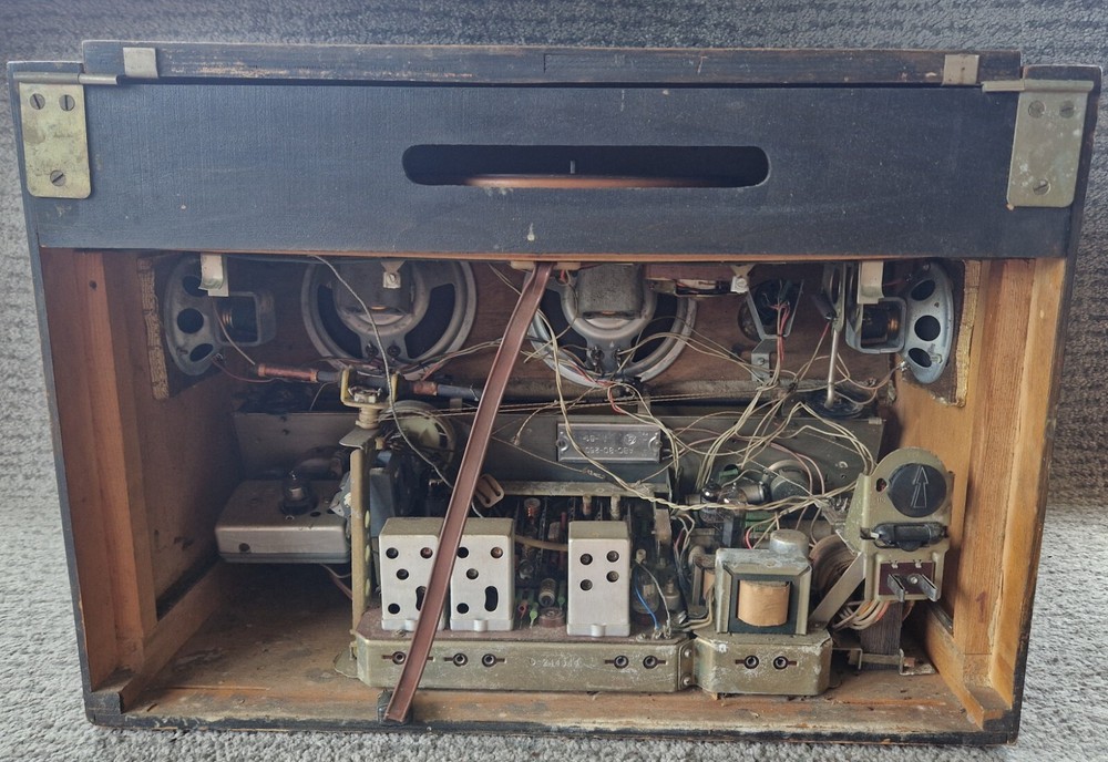 antique music radio box