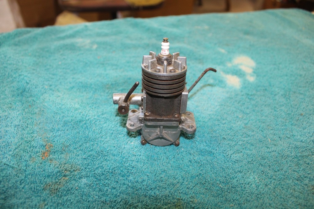 GHQ Aero,.52, Vintage Ignition/Spark Engine.