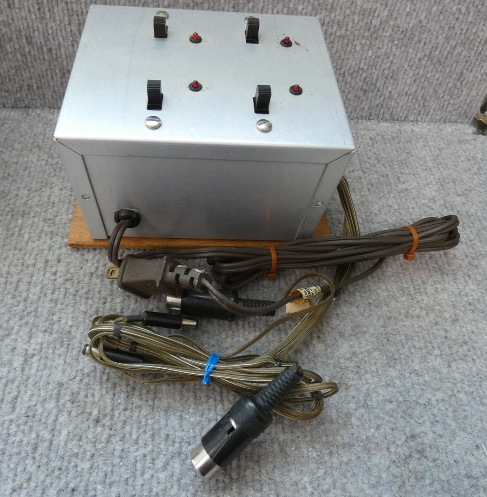 VINTAGE ACE CHARGER BOX 4 PLUG