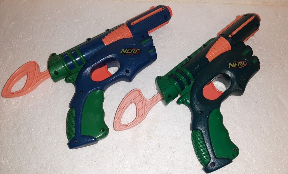 Nerf N-Strike Green Tech Electronic Target & (2) Nerf Tech Target Eliminators