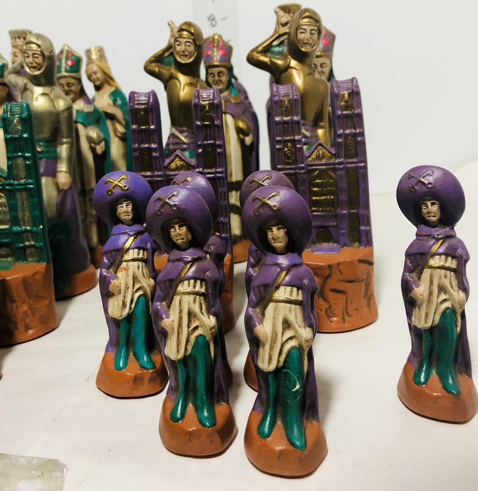 Vintage Hand Painted Chess Figures (29)