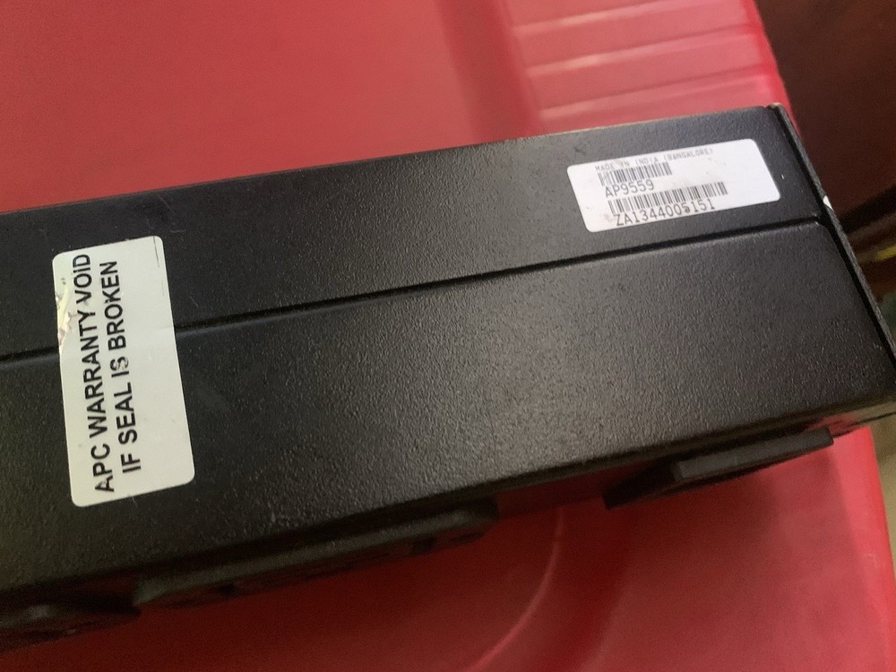 APC AP9559 – Rack PDU, Basic, 1U, 10A, 230V, (8) C13