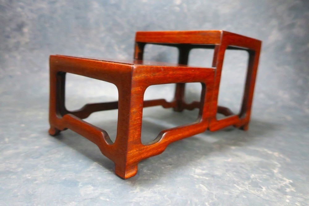 Bonsai stand
