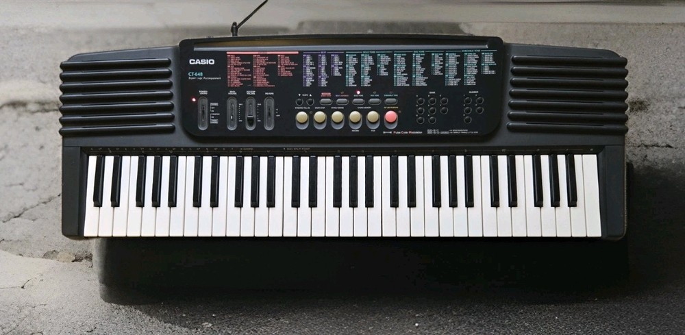 Vintage Casio CT-648 61-Key Keyboard Pulse Code Modulation w/Power Cord *WORKS*