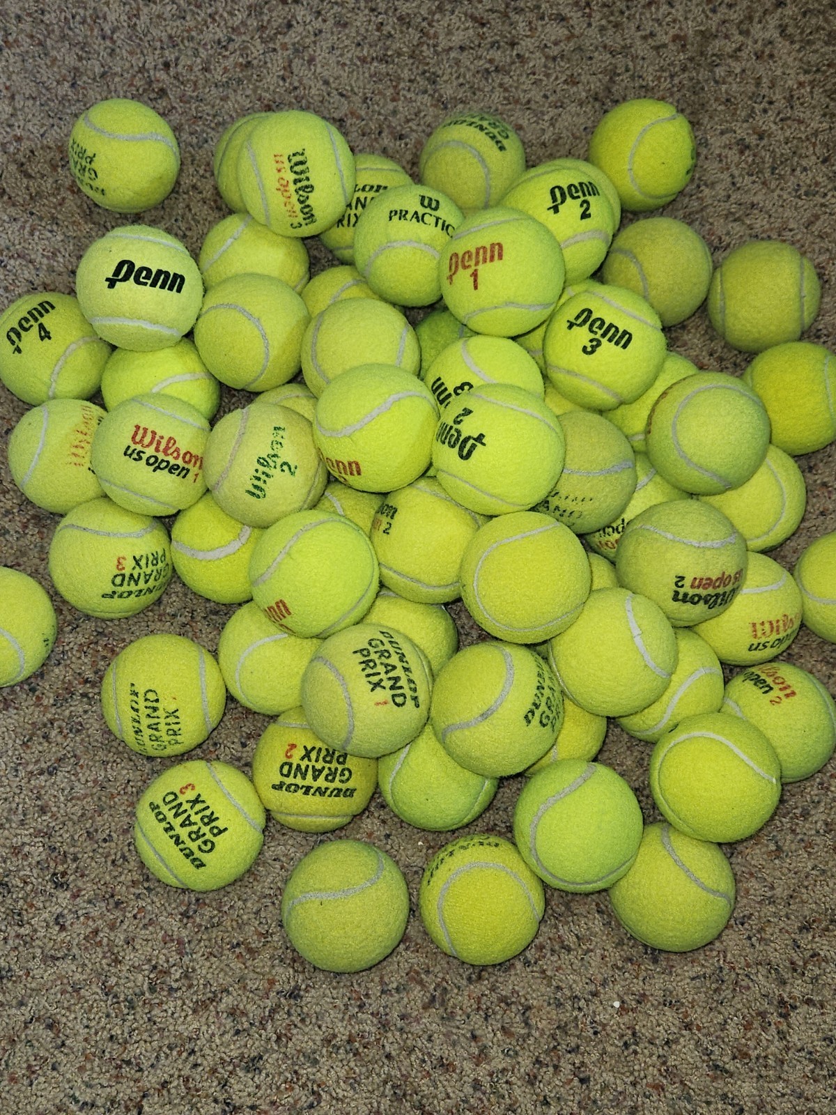 100 Used Tennis Balls FOR DOGS/REMOVED FROM TENNIS COURT/SAME DAY TRACKING