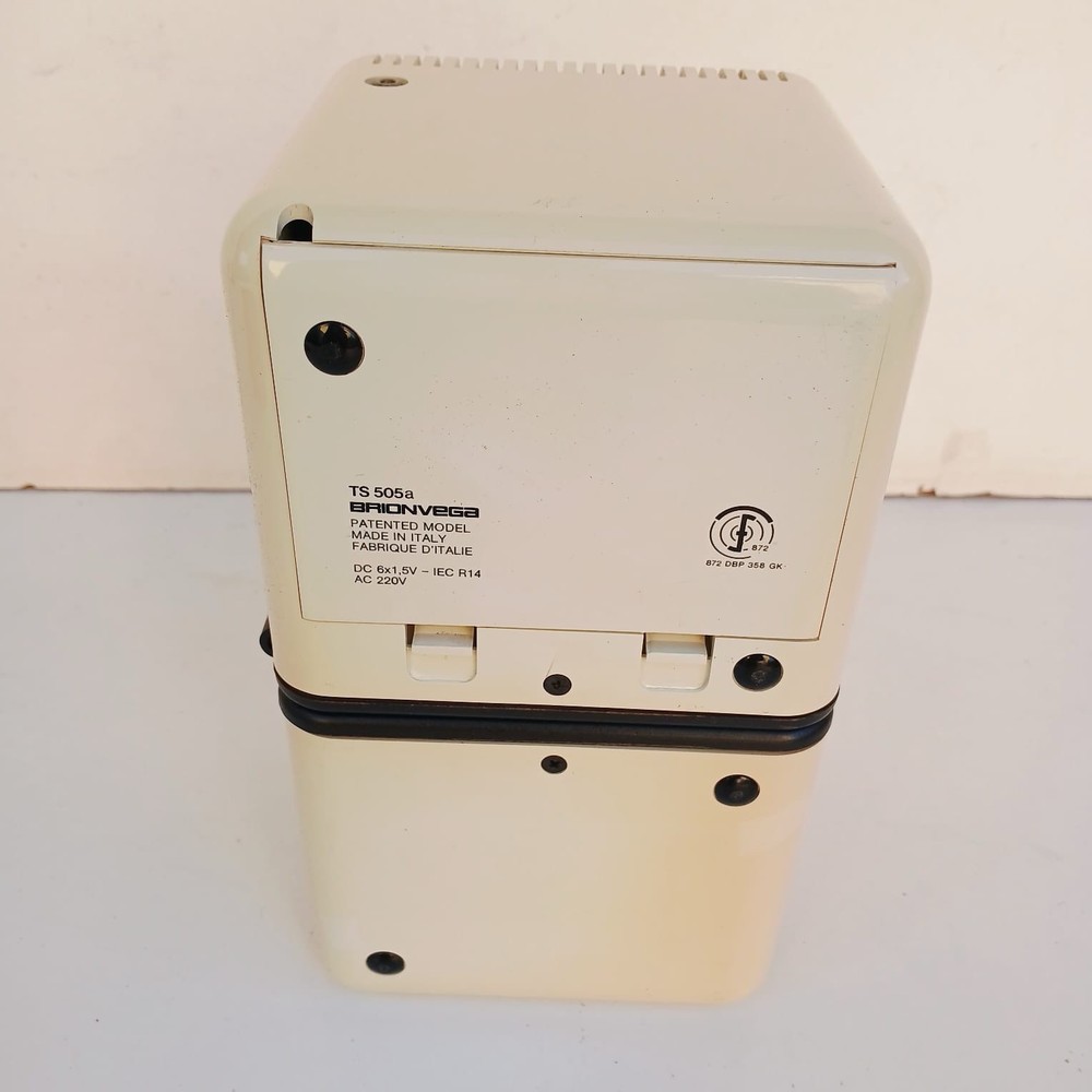 Brionvega Cube Radio