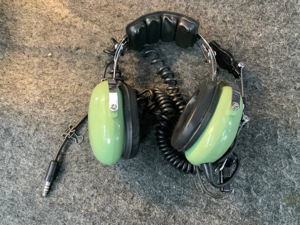 David Clark H10-76 Aviation Pilot Headset