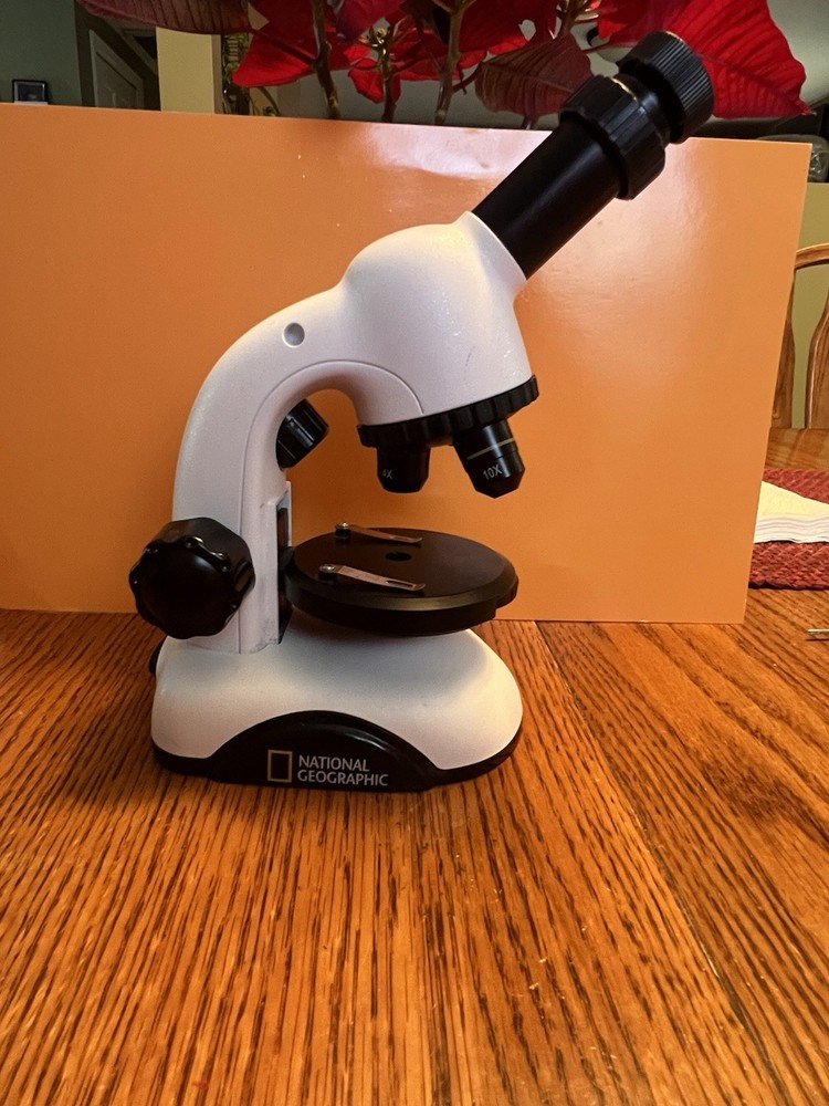 National Geographic 40x-640x Magnification Microscope