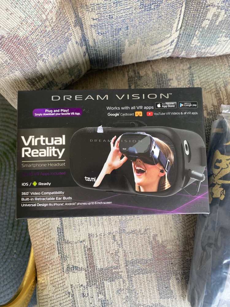 Dream Vision Black VR Headset VIRTUAL REALITY NEW