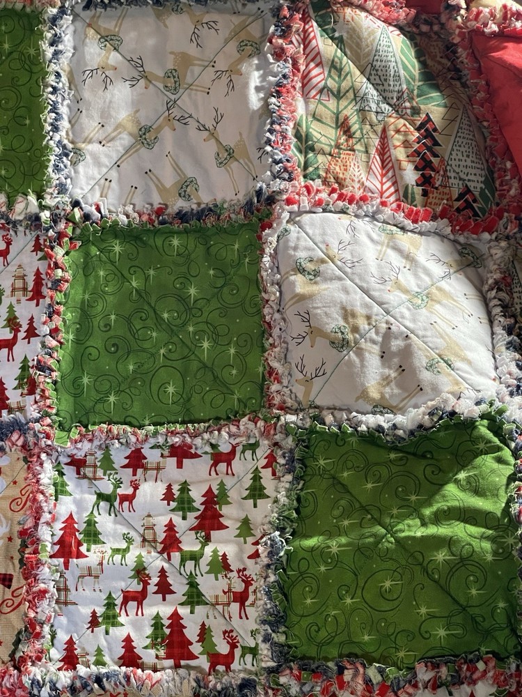 Rain-deer Christmas Rag Quilt