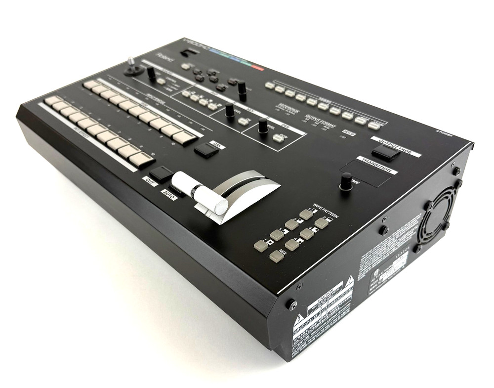 Roland V-800HD Multi-Format Video Switcher