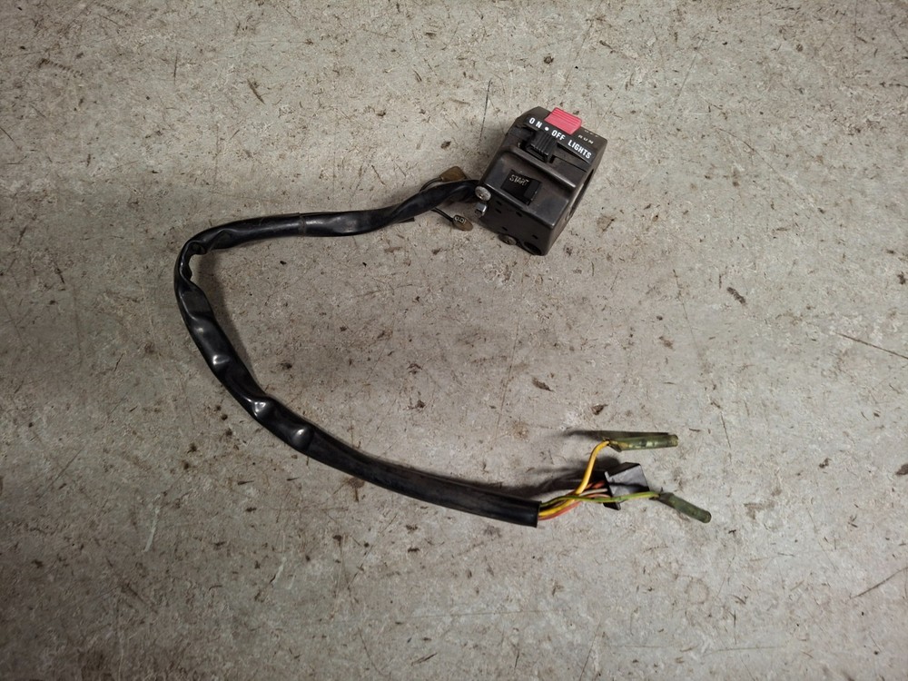 Suzuki GSX600F - Right Side Handlebar Switch Gear Buttons Controls