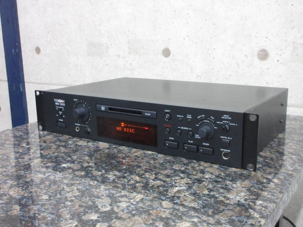 TASCAM MD-350 MINI DISC PLAYER / RECORDER MD DECK Remote controller USED AC100V