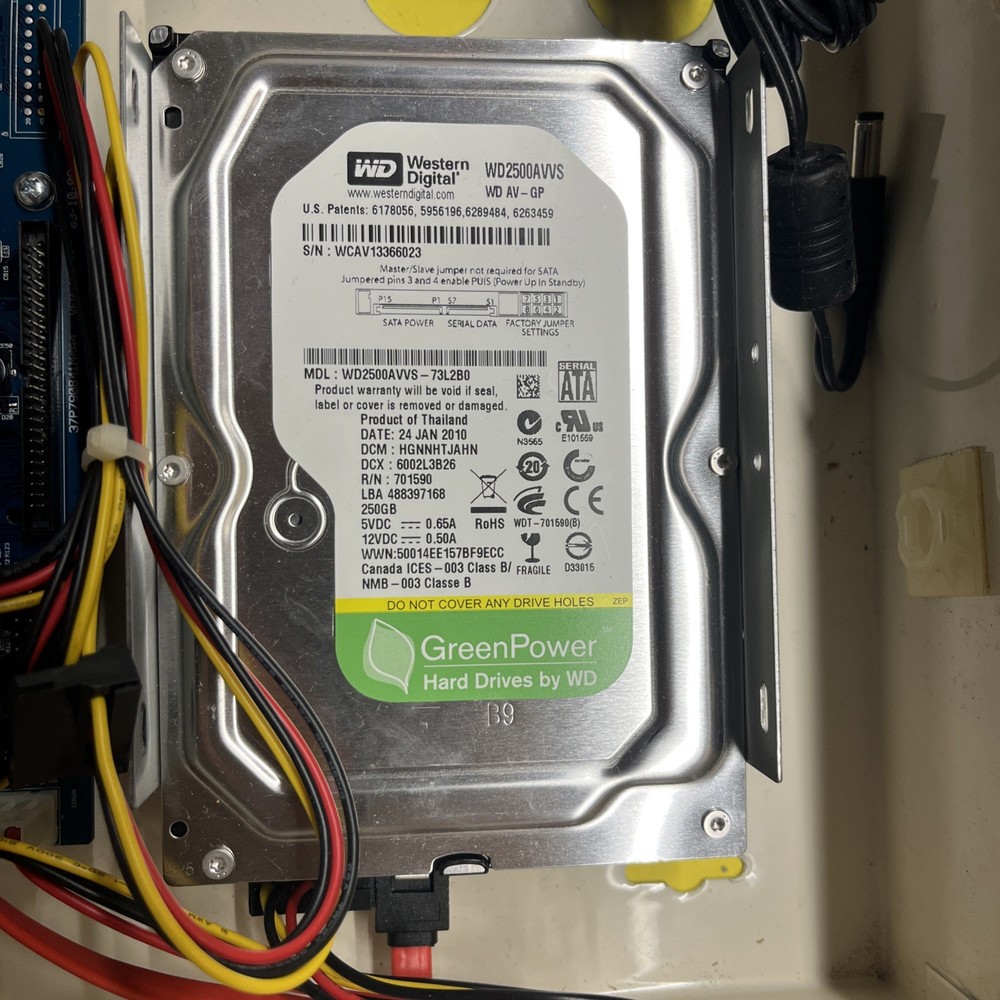 SPECO TECH Security Wall mount DVR DVR4WM250