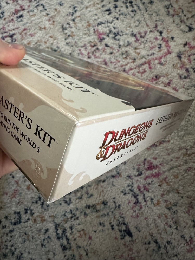 Dungeons and Dragons Dungeon Master's Kit Board Game VGC - Complete + extra book