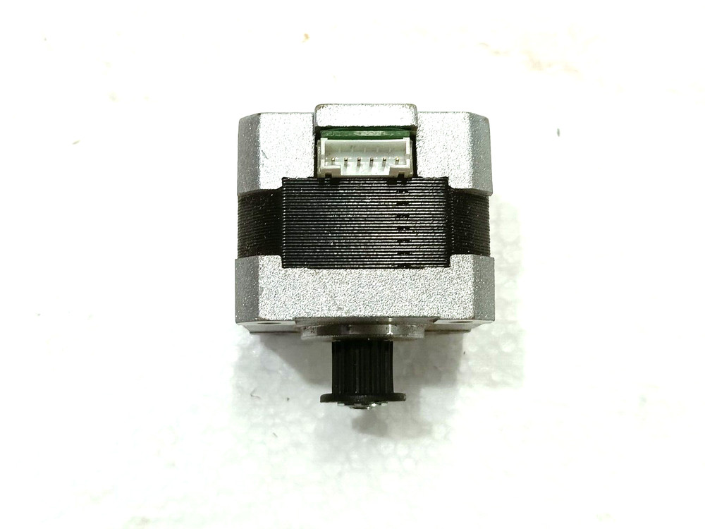 Next System Stepper Motor 17H130H-1204A / 2 Phase #NEW