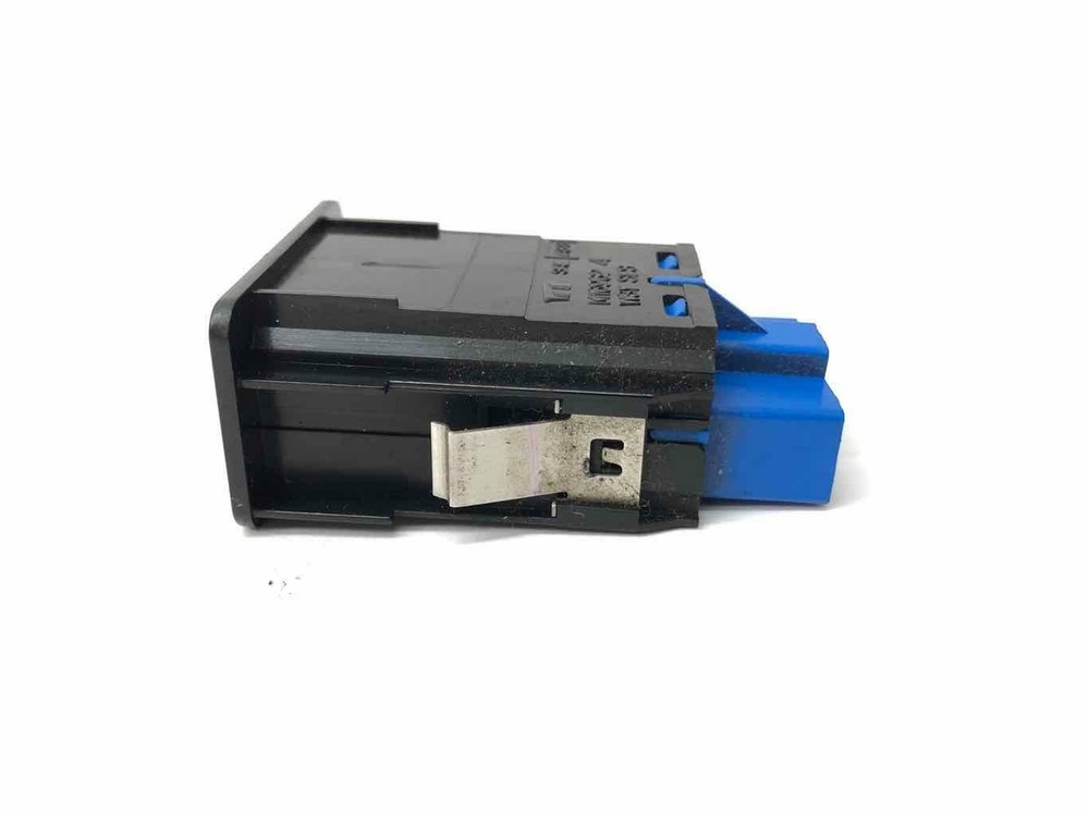 2000 Passport Door Lock Switch Button Front Left 8971498530 Used OEM