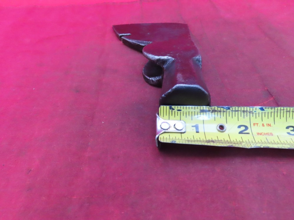 VTG UNMARKED ROOFERS SHINGLE CARPENTER HATCHET HAMMER AXE HEAD NAIL PULLER TOOL
