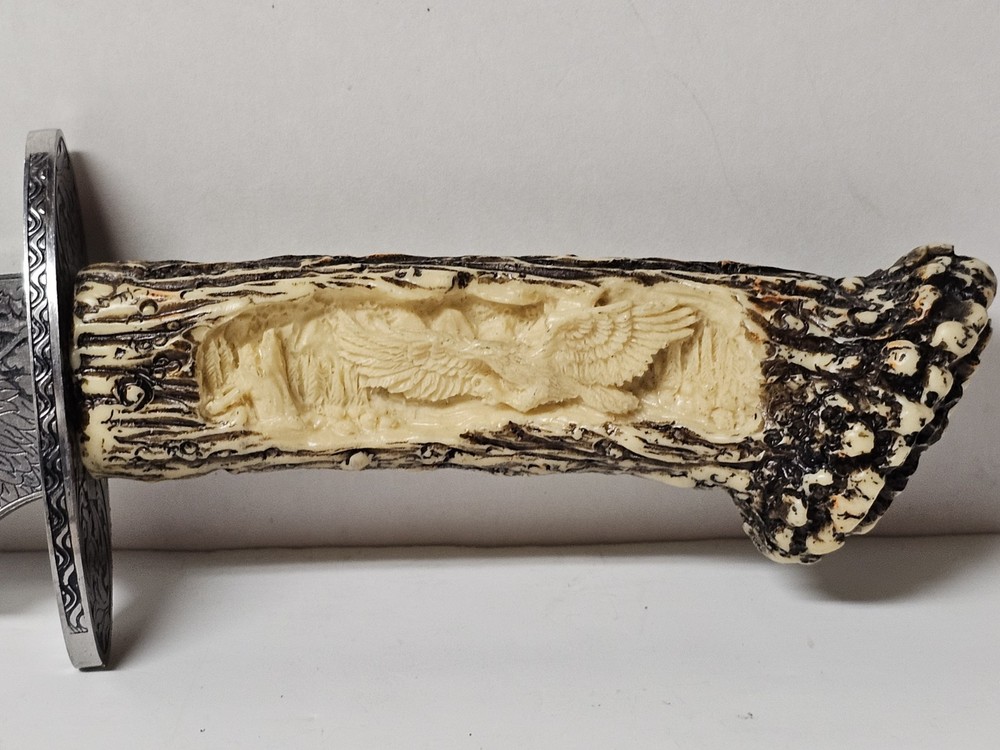 Eagle Decorative Dagger with Matching Eagle & Antler Display Stand