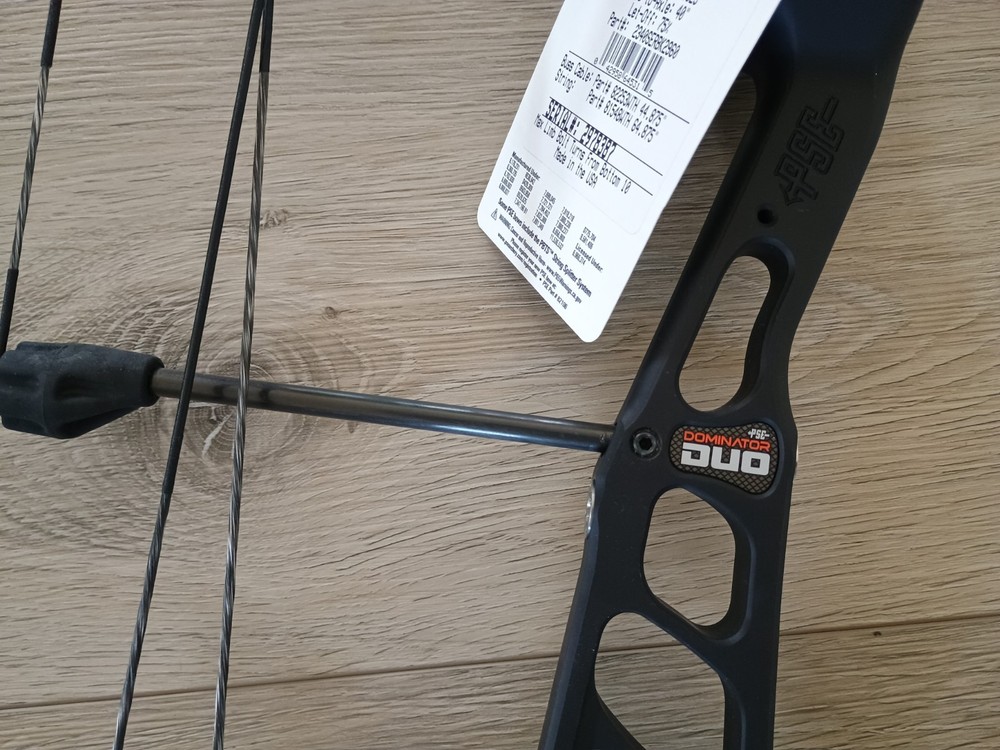 PSE Dominator Duo 40 SE2 archery bow RH