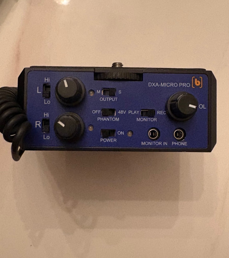 Beachtek DXA-MICRO Pro 2 Channel Active XLR Compact Adapter with Takstar Mic