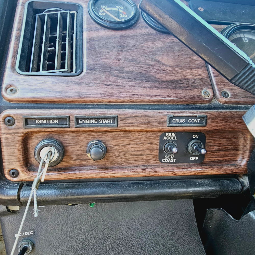 1988-2004 Freightliner FLD112 | Ignition Panel Dash Panel