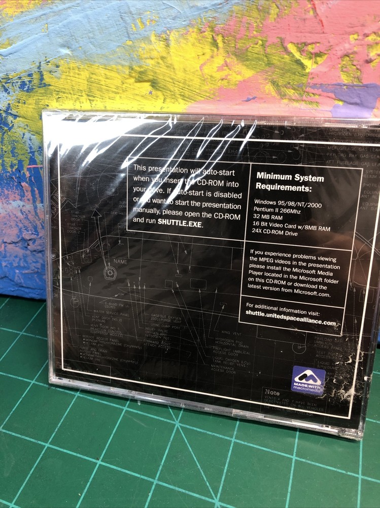 Space Shuttle 100 Flights PC CD ROM Software Windows 95/98/NT/2000 Program