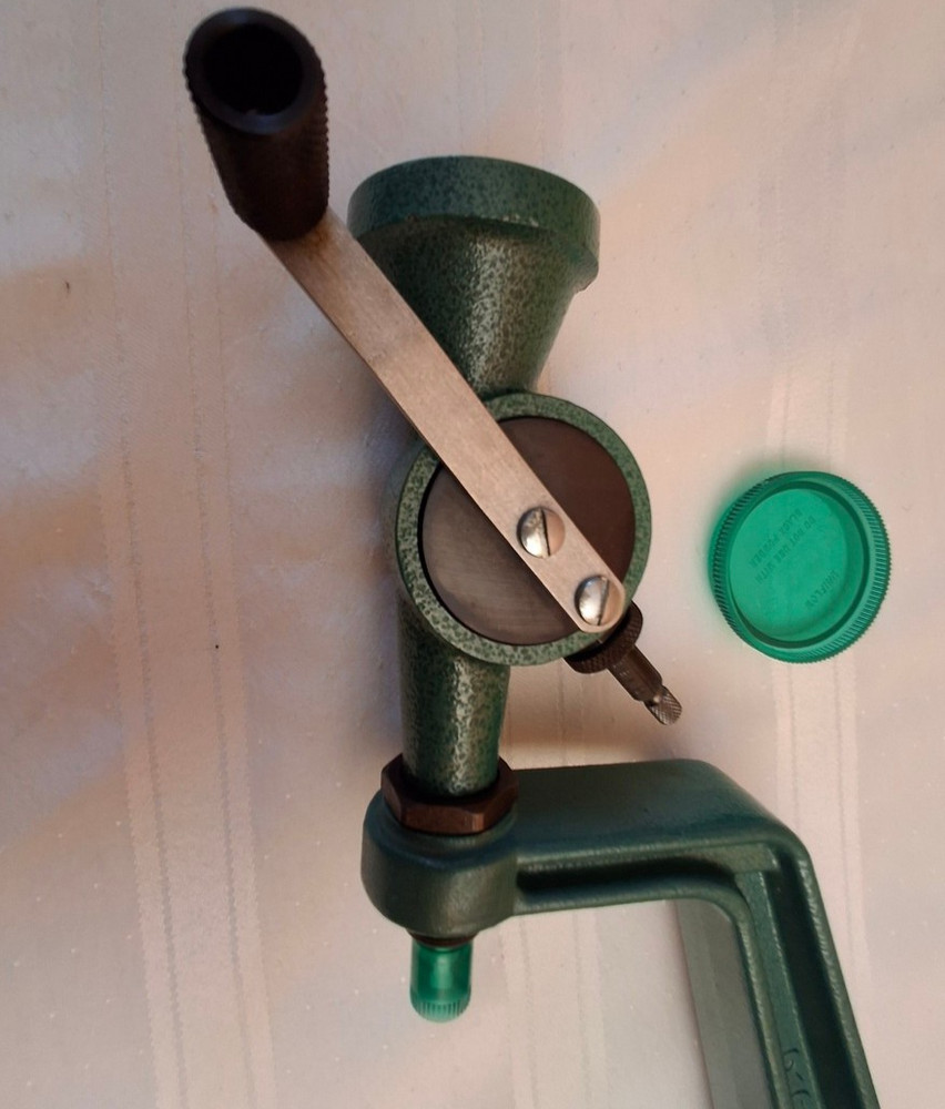 RCBS Powder Measure Hopper Excellent!