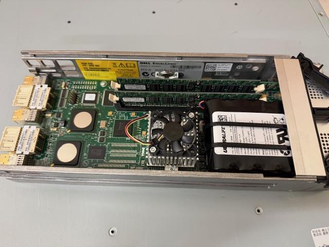Dell PS6000 0944836-03 Equallogic E01J SAS SAN Disk Array 16X 600GB SAS Modules