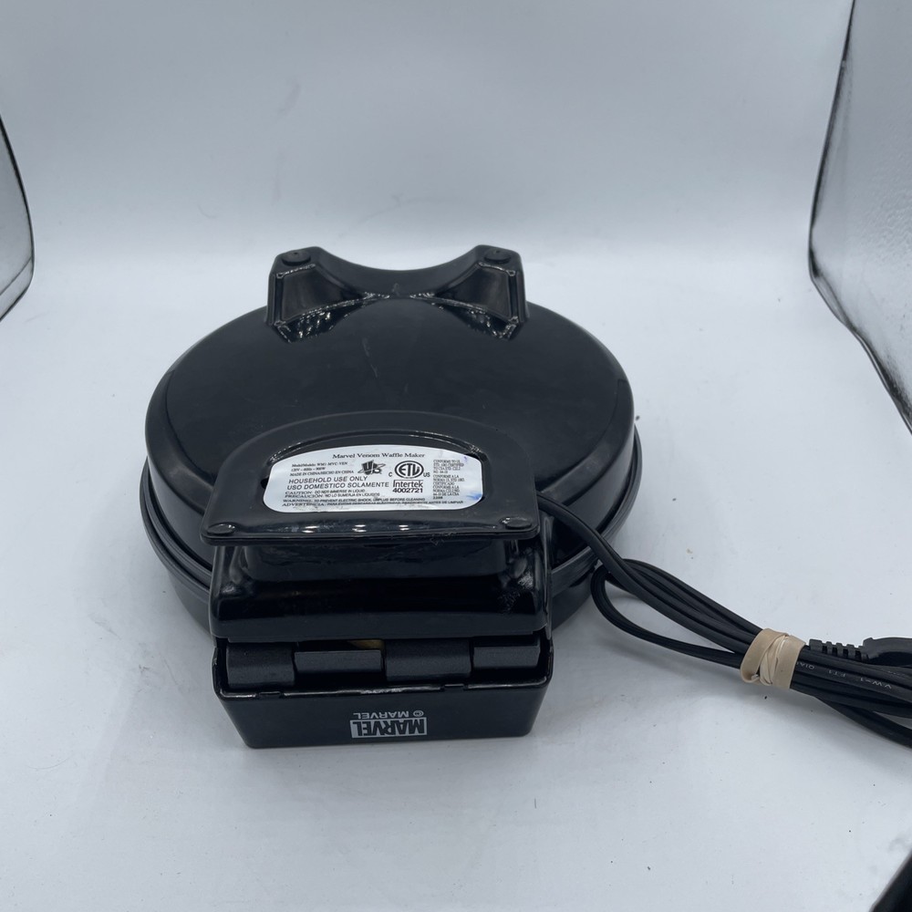 Uncanny Brands Marvel Classic Venom Waffle Maker - TESTED USED