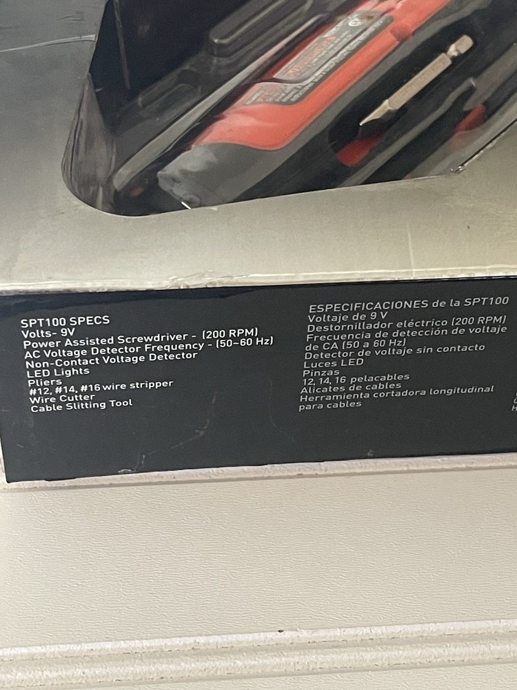 BLACK&DECKER 9V Battery Powered 7 Tools in 1