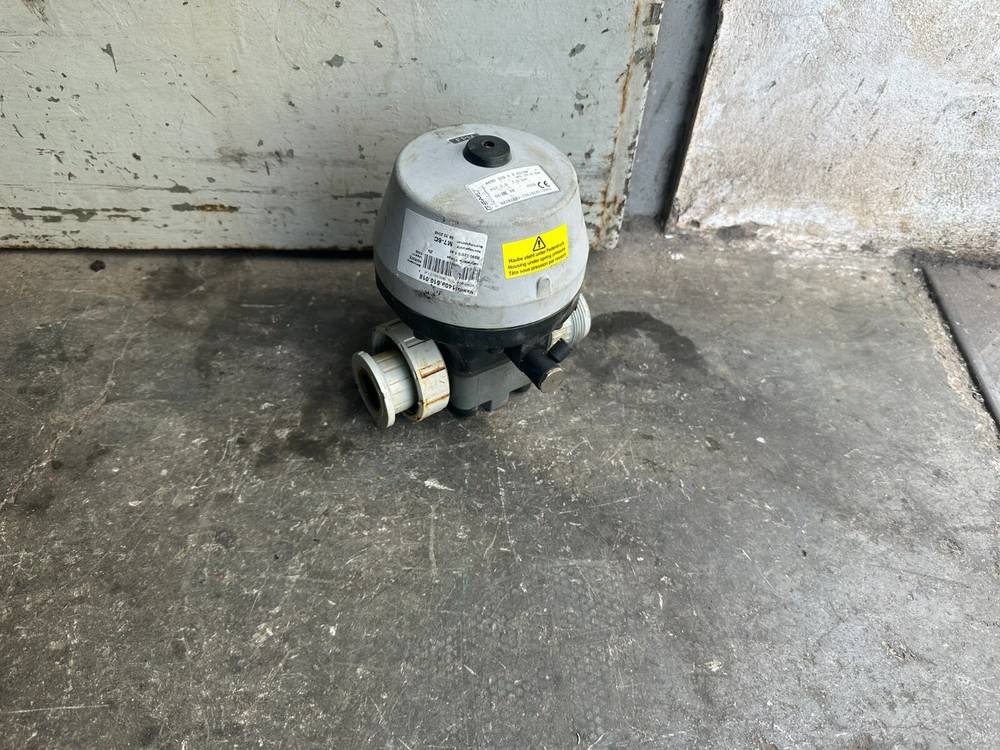 Gemu R690 32D Diaphragm valve