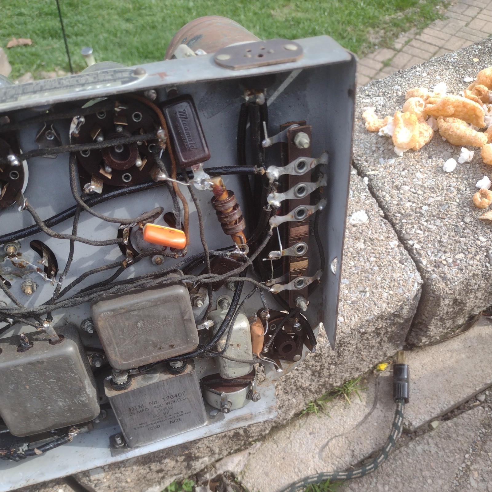 Antique 1931 Crosley Model 54 Cathedral Or Tombstone Radio Chassis. Parts Only