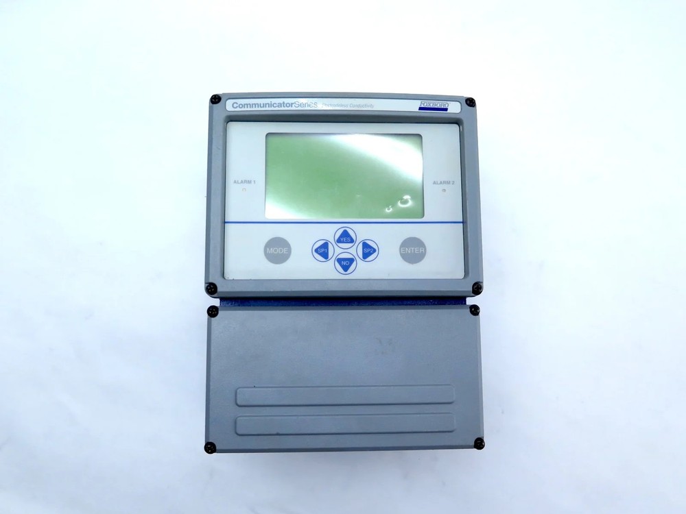 Foxboro 875EC-A2C Conductivity Analyzer / Transmitter